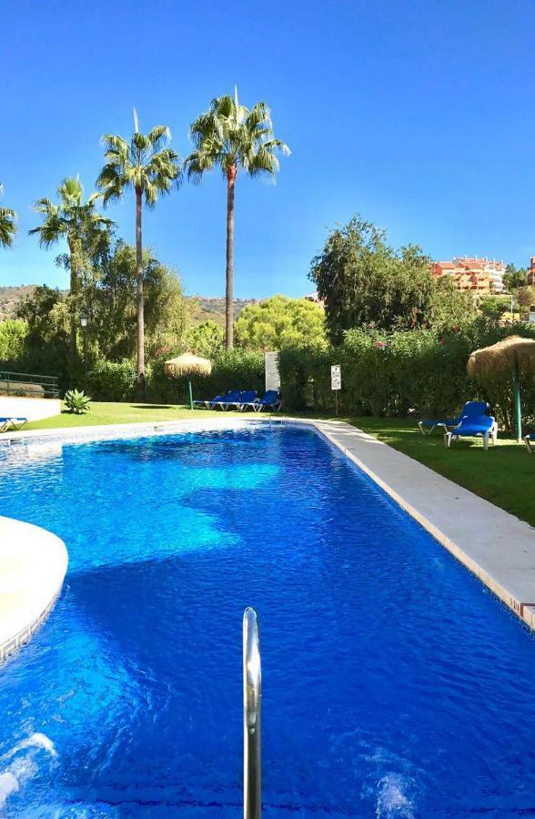 La Terraza Apartment Elviria Marbella Dış mekan fotoğraf